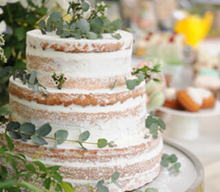 ウェディングケーキ